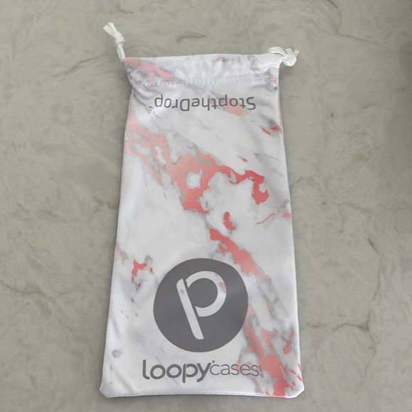 Loopy IPhone 8 Plus phone case with bag and interchangeable loop. - Picture 2 of 4